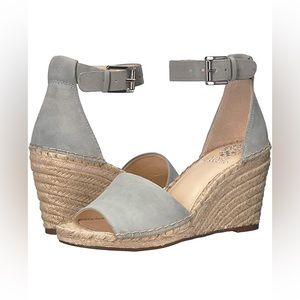 Vince Camuto Leera Pea Pod Suede size 6.5